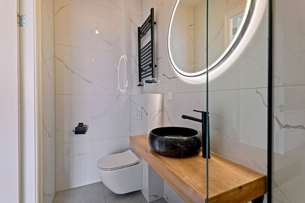 Tweede Kostverlorenkade 155 H-18.JPG